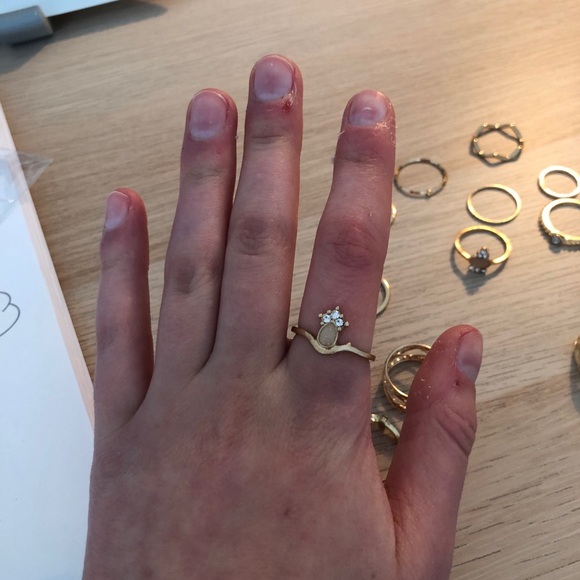 14 Rings - Picture 4 of 10